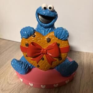 Sesame Street Cookie Monster VALENTINE Figurine New